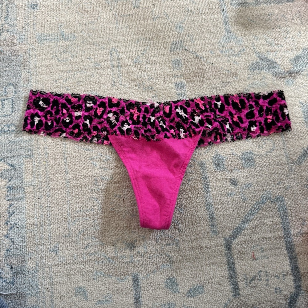 Vintage Pink By Victorias Secret Extra Low Rise Thong Panties Size M Cheetah
